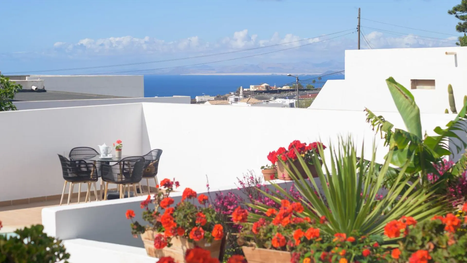 La Asomada  Villa Lilli - La Maison De La Danse 0*, La Asomada (Lanzarote)
